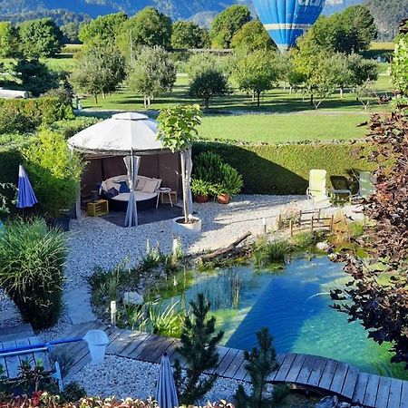 Garden Paradise Bled Apartments - Garden, Pond And Castle View Екстериор снимка